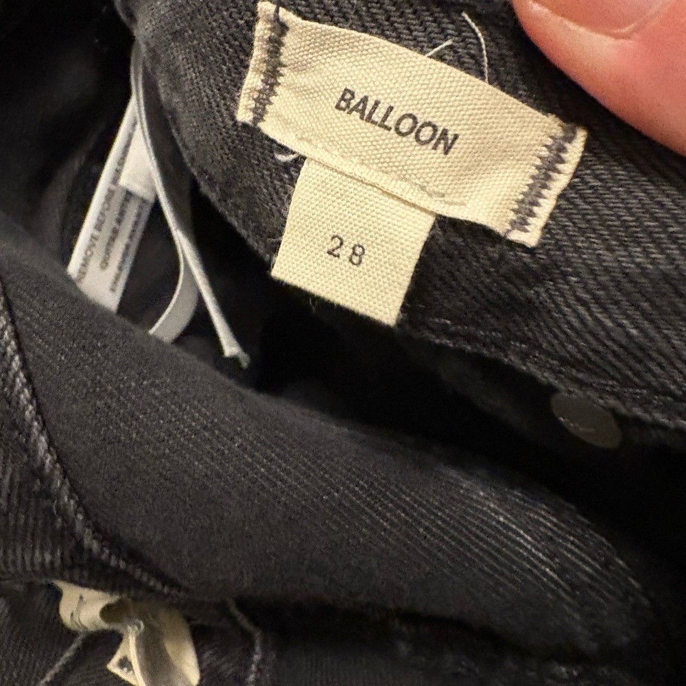 Madewell balloon jeans in Noll wash 28 - Picture 6 of 6